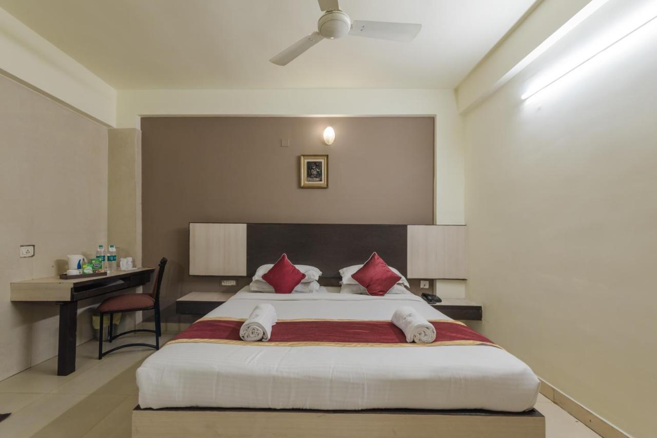 Hotel Roopa Mangalúr Exteriér fotografie